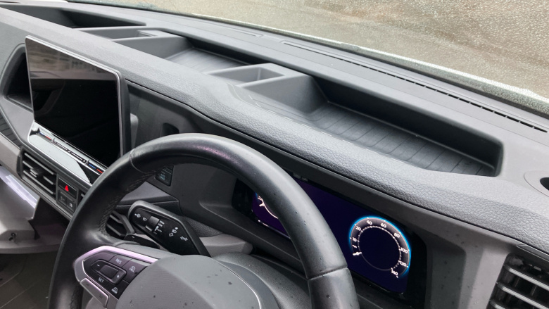 Volkswagen Crafter Cr35 Mwb Diesel 2.0 TDI 140PS Commerce Plus High Roof Van Auto